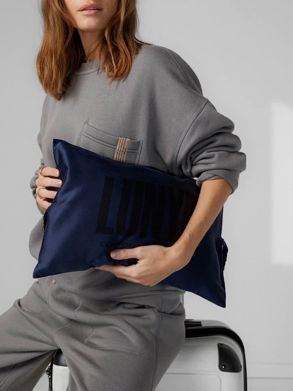 Lunya washable silk travel pillow - Picture 7 of 12